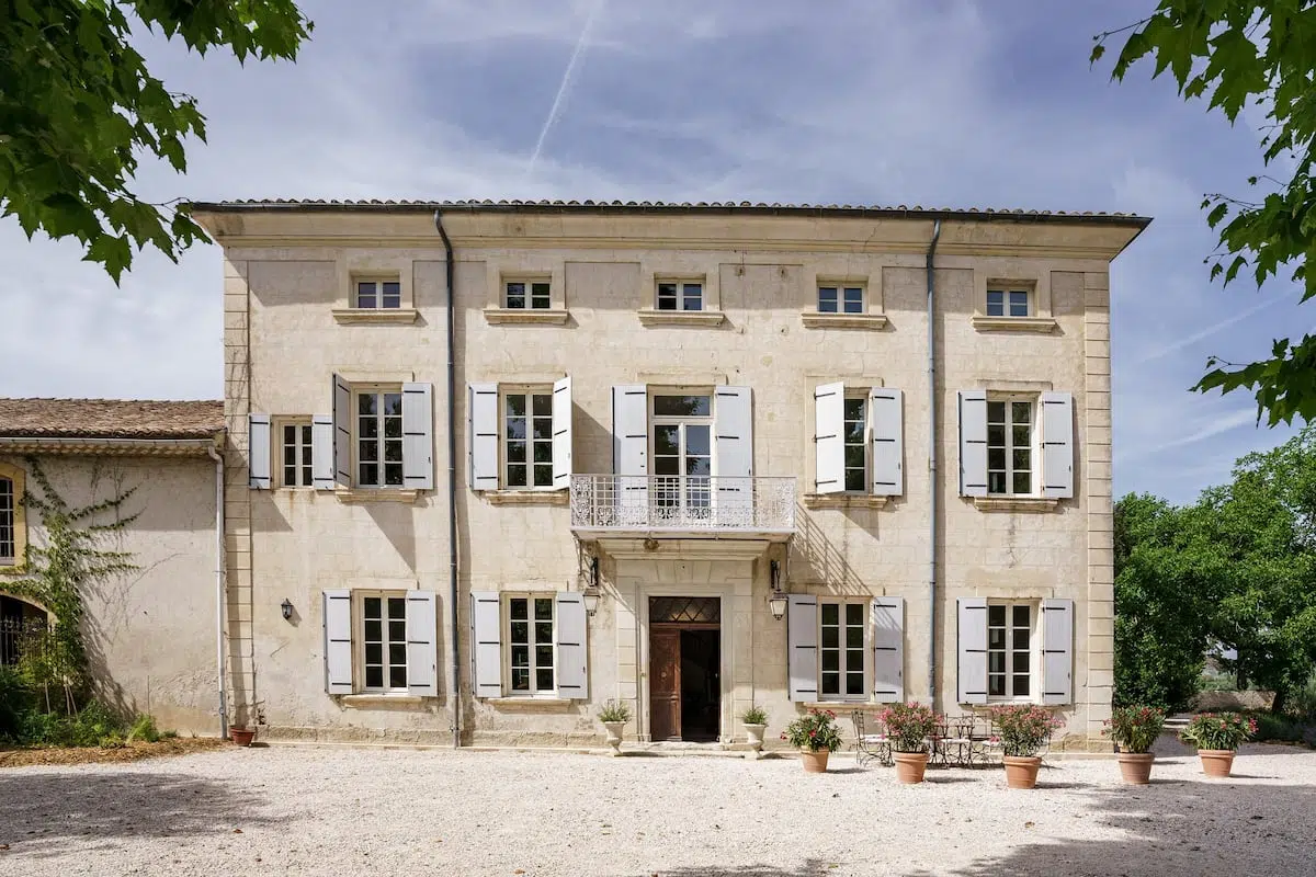 Domaine de saint pierre vaucluse travaillan gite seminaire sejours bien etre.jpg